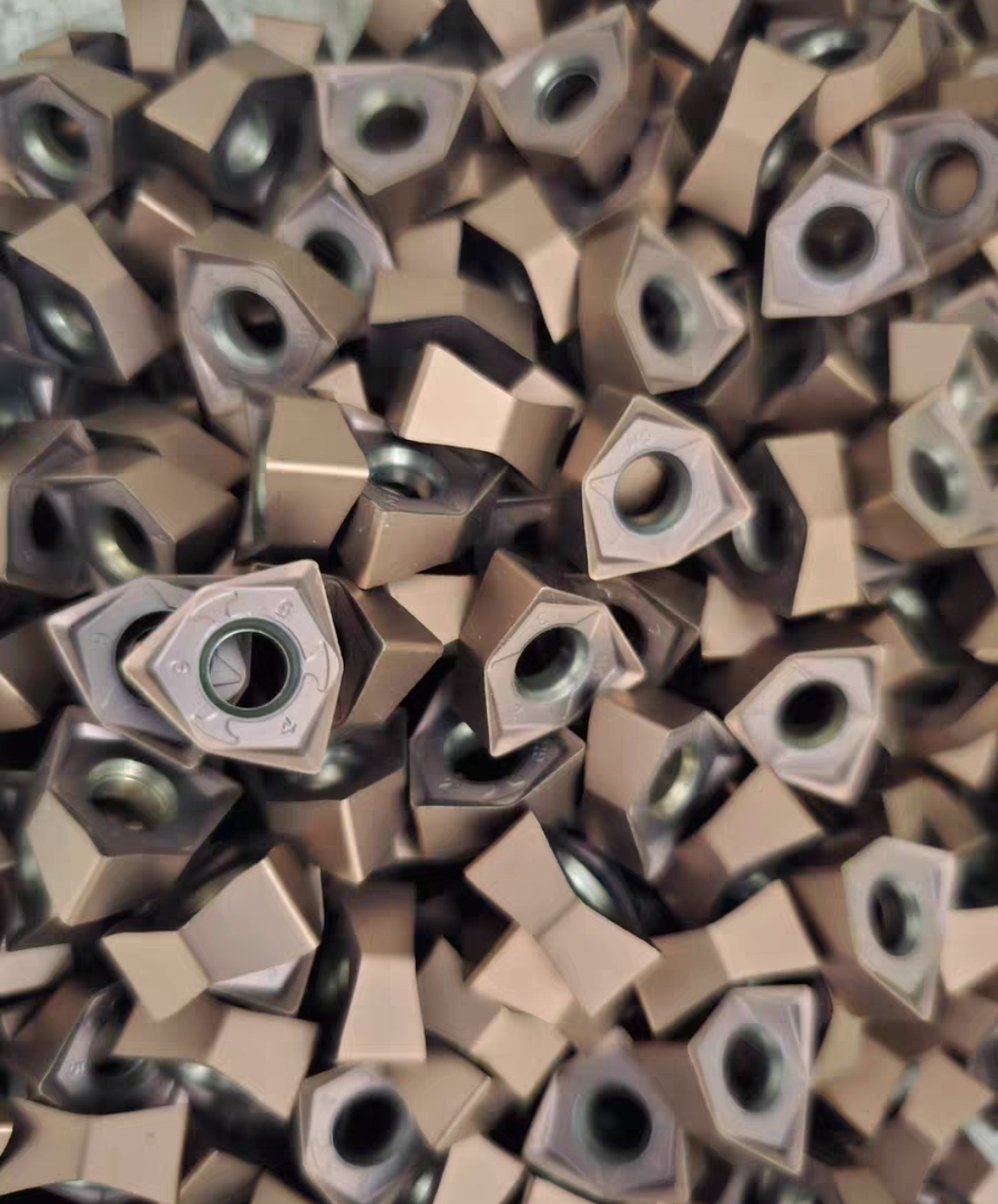 الماس استوک WNMU